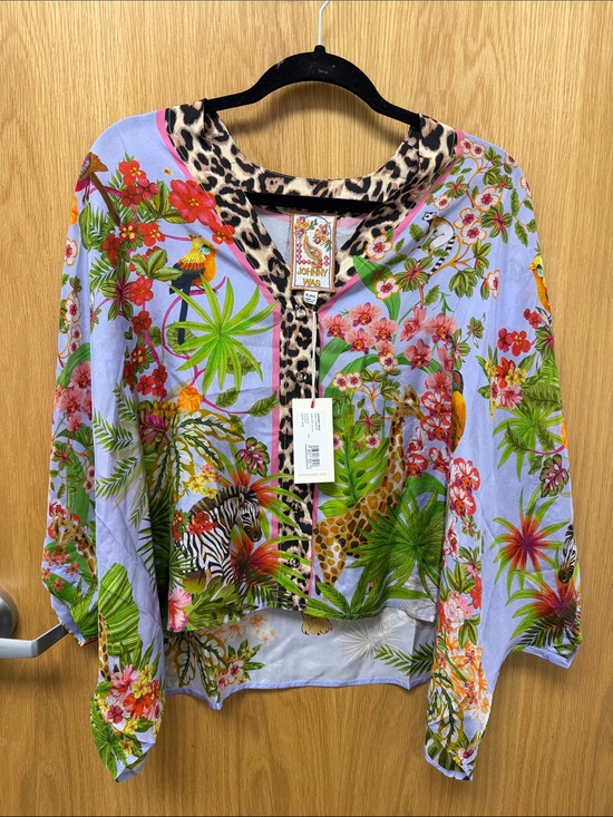 Johnny Was Tops - NWT Johnny Was 100% Silk Lavender Tropical Shirt with Leopard Trim